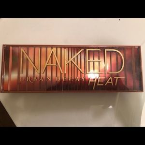 Urban Decay Naked Heat Palette
